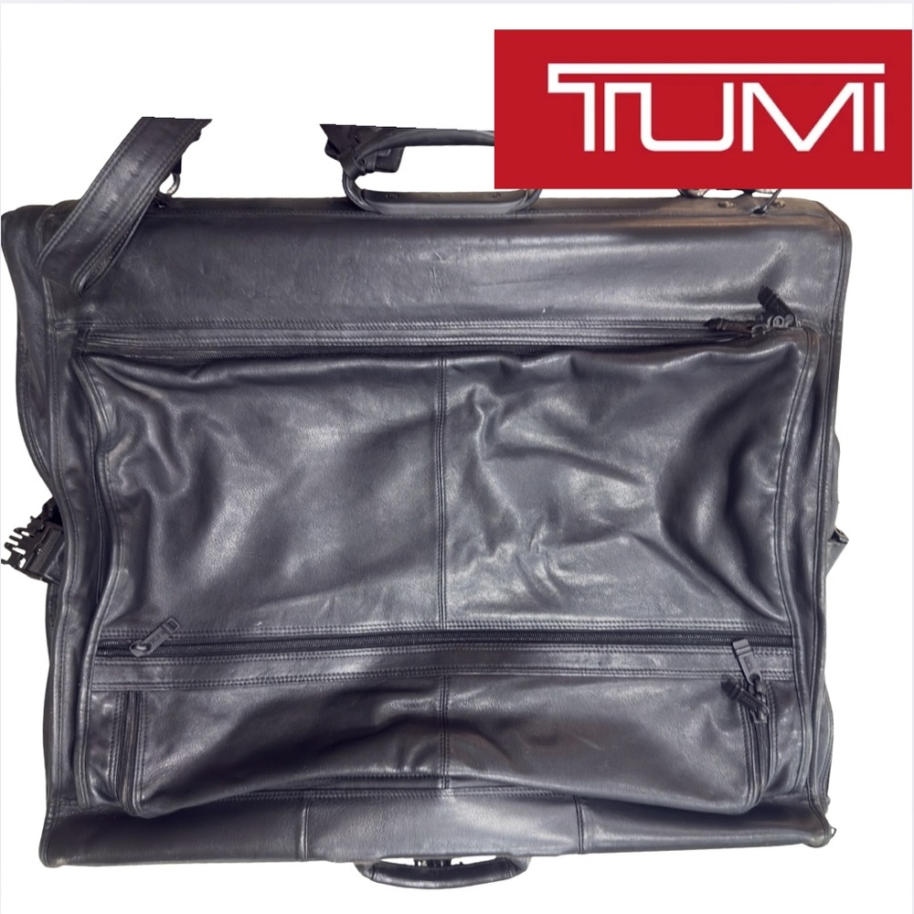 TUMI Napa Black Leather Bi-Fold Garment Bag
